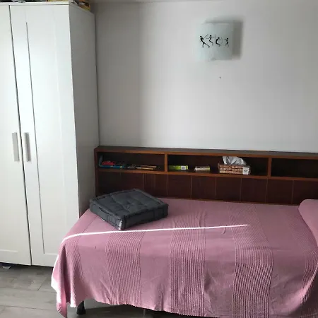 Casa Al Mare 'il Faro' Apartment Quercianella